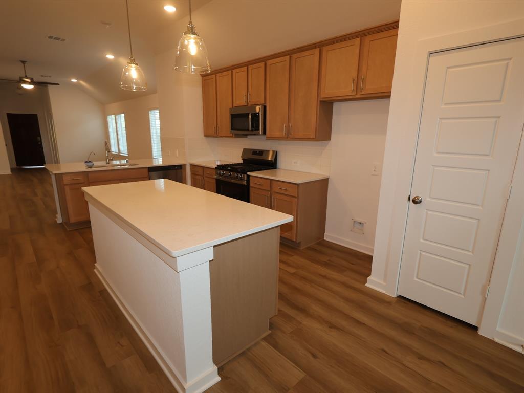 16465 Jones Jog Trail