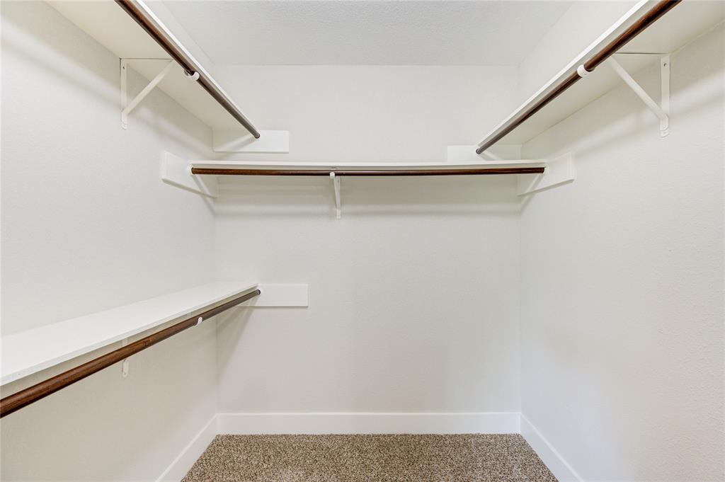 328 Meadow Wood Court, League City, Texas image 11