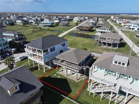 A home in Crystal Beach