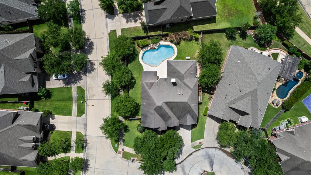 property-search 2 4603 Red Hawk Court