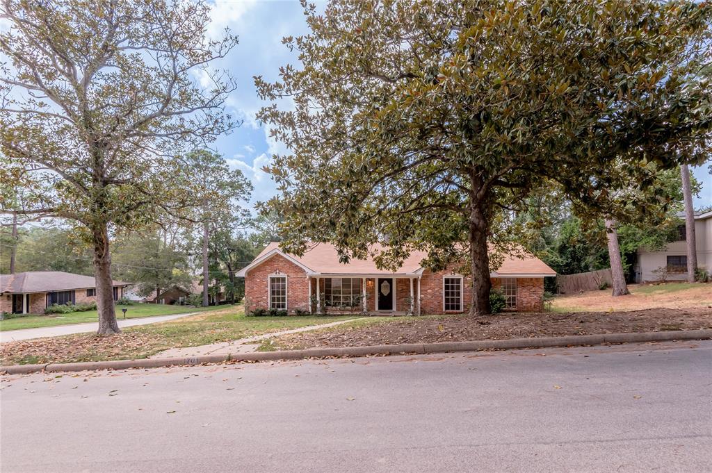1701 25th Street, Huntsville, Texas image 4