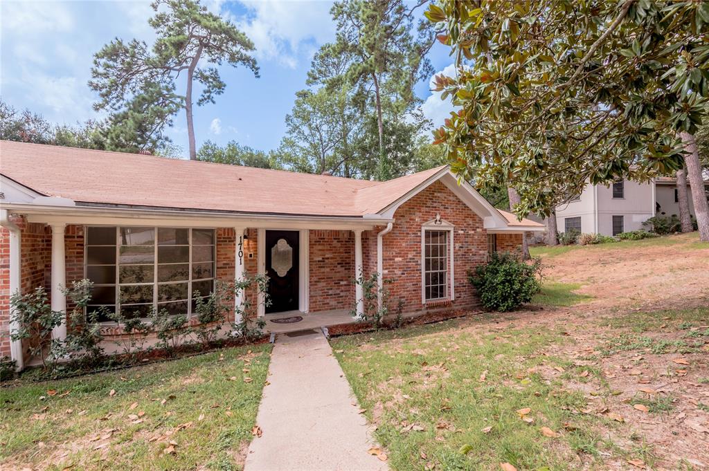 1701 25th Street, Huntsville, Texas image 3