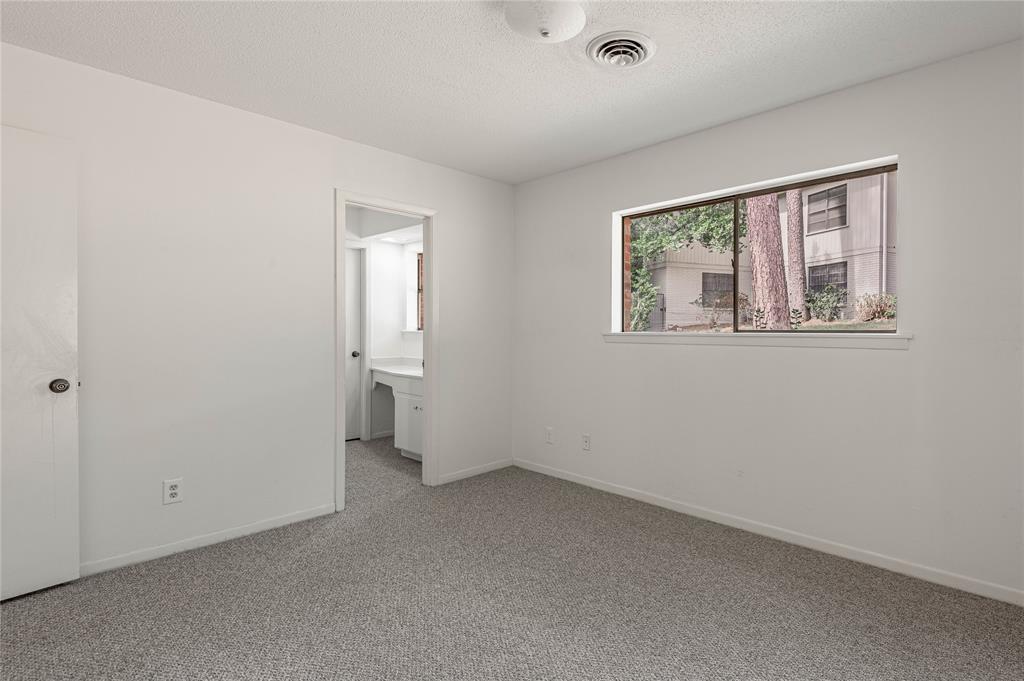 1701 25th Street, Huntsville, Texas image 32