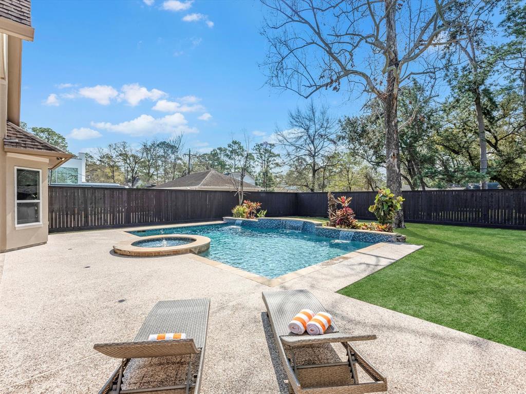 11913 Barryknoll Lane, Houston, Texas image 45