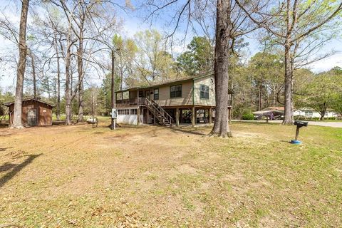 A home in Hemphill