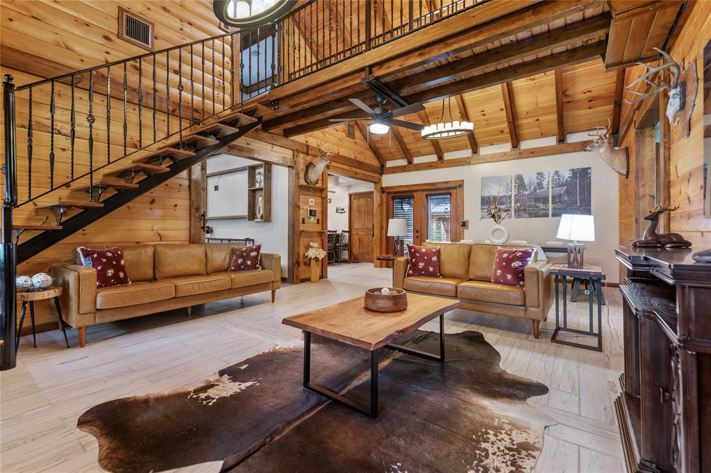 358 Bridgeview Drive, Onalaska, Texas image 3