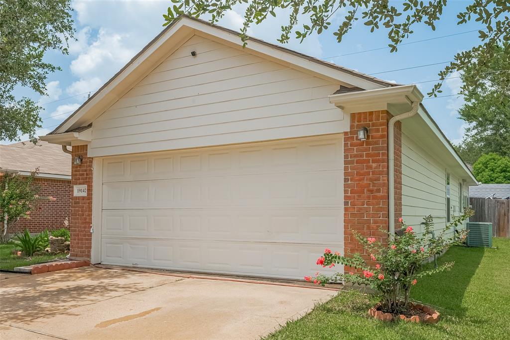 19142 Lakota Drive