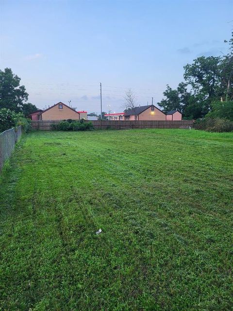 Photo of 2707 Lynnfield Street, Houston, TX 77093 (MLS # 11720899)