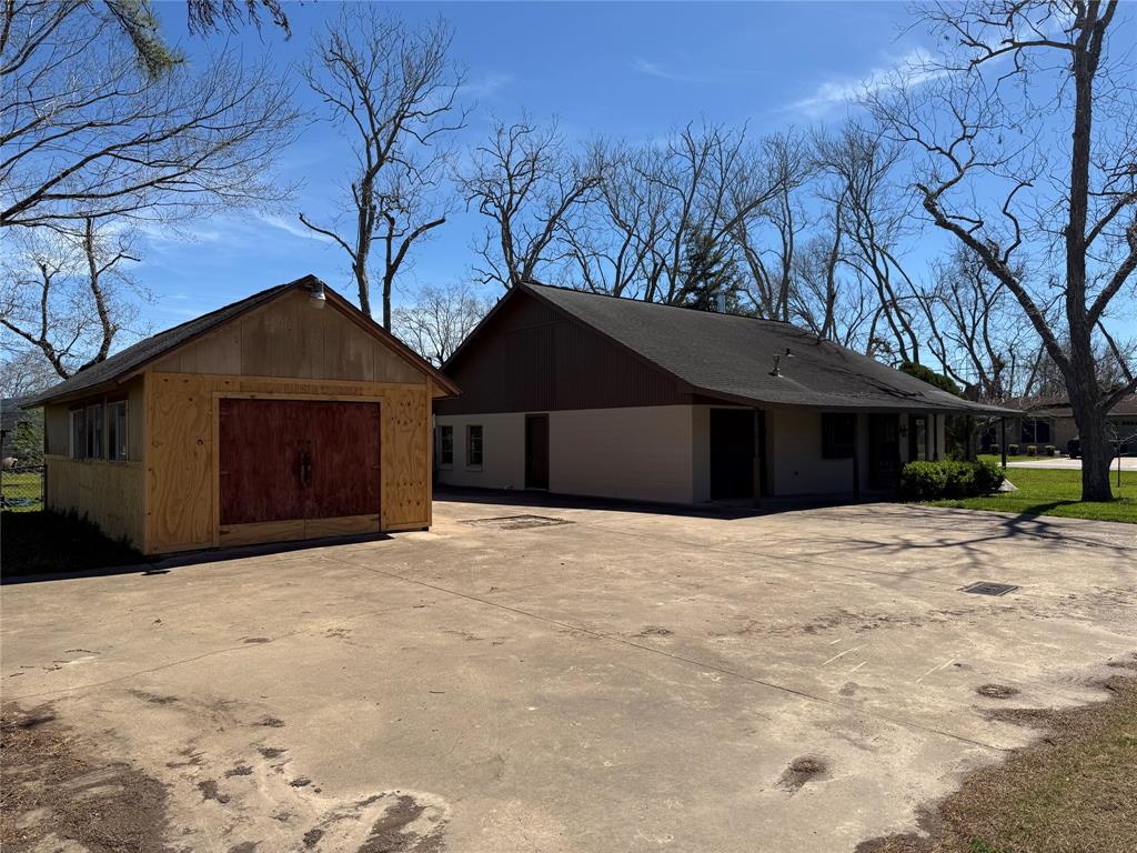 201 2nd Street St, Brazoria, Texas image 4