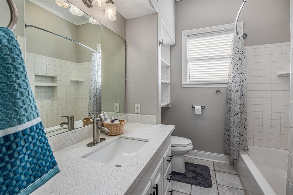 3525 Bridgette Lane, Mont Belvieu, Texas image 23