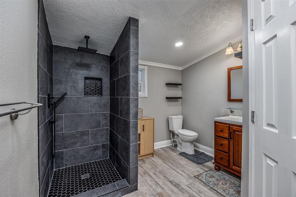 3525 Bridgette Lane, Mont Belvieu, Texas image 31
