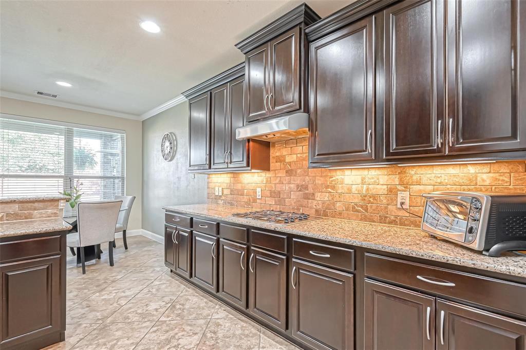 10010 St Romain Drive, Katy, Texas image 20