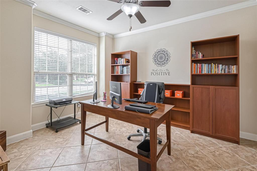 10010 St Romain Drive, Katy, Texas image 8