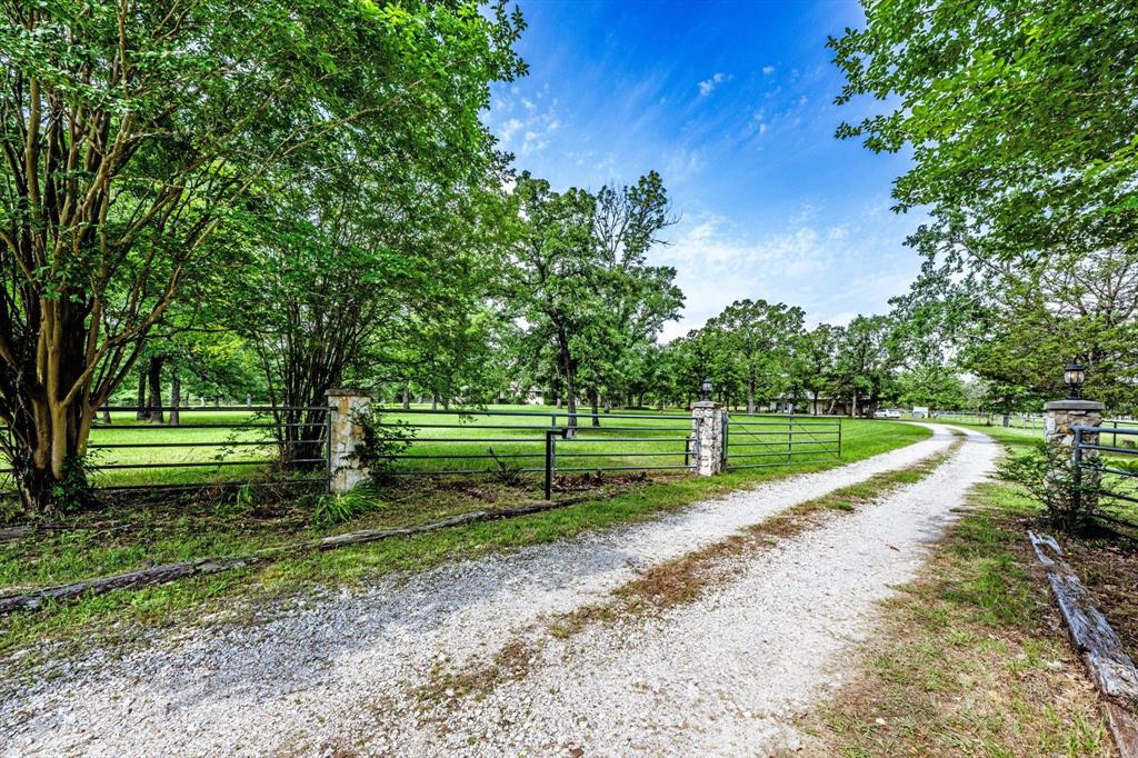 375 Wood Farm Road, Huntsville, Texas image 3