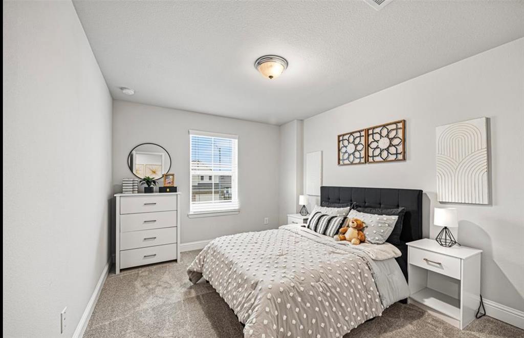 4334 W Bayou Maison Circle, Dickinson, Texas image 9
