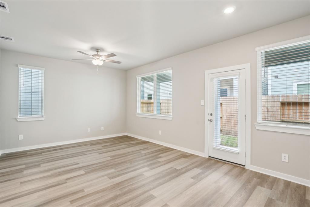 591 Avisa Drive, Kemah, Texas image 14