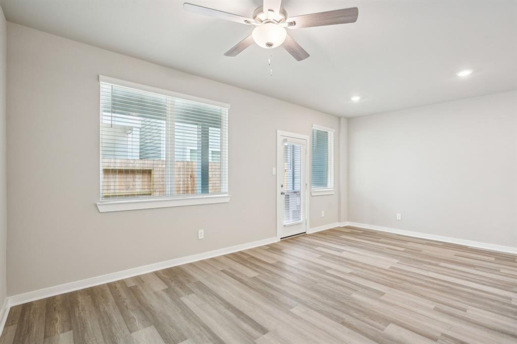 591 Avisa Drive, Kemah, Texas image 12