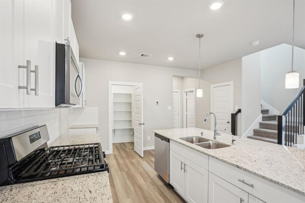 591 Avisa Drive, Kemah, Texas image 20