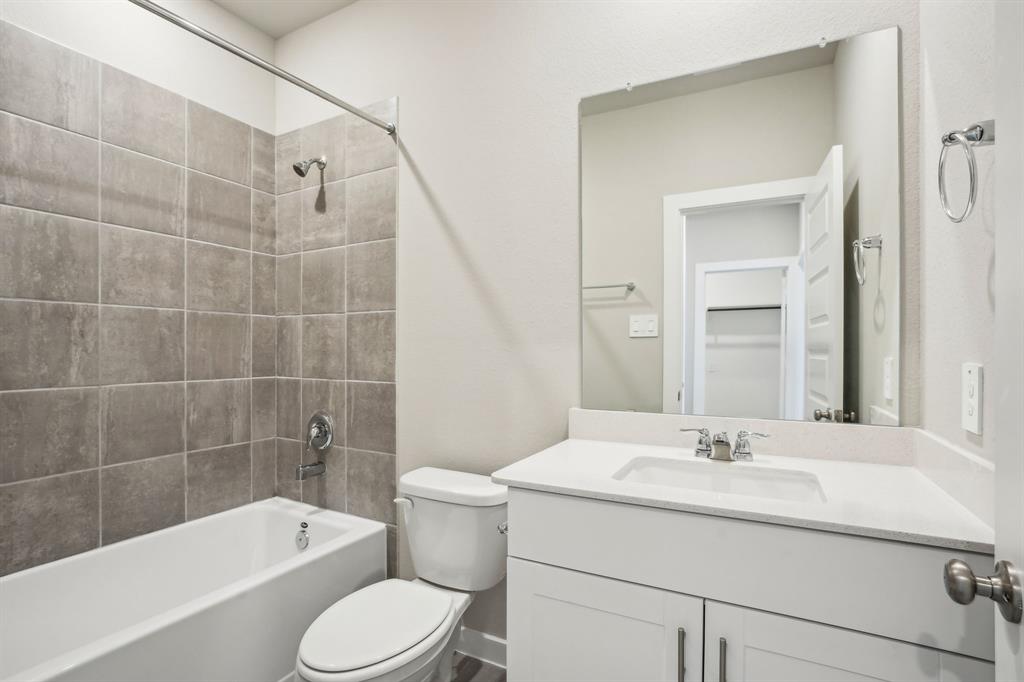 591 Avisa Drive, Kemah, Texas image 23