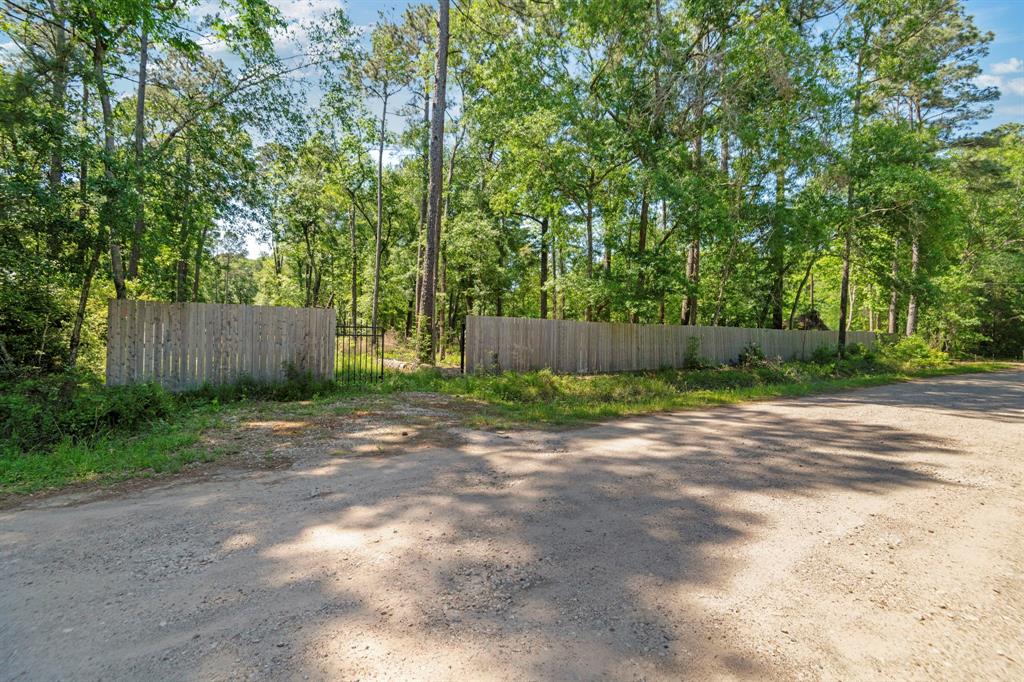 65 Ash Place, New Caney, Texas image 13