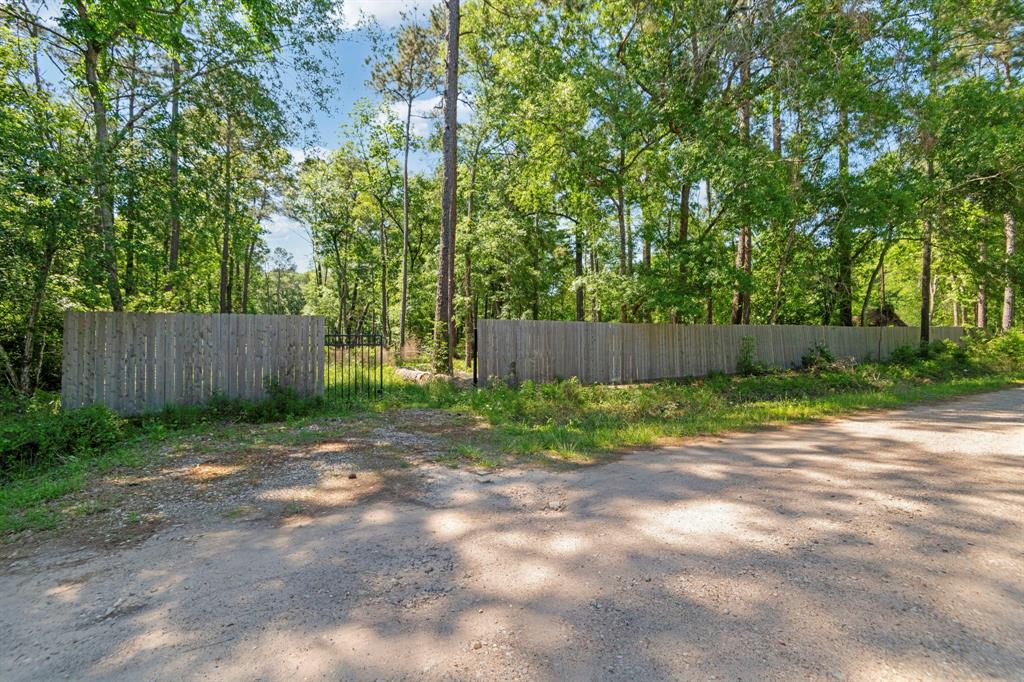 65 Ash Place, New Caney, Texas image 17