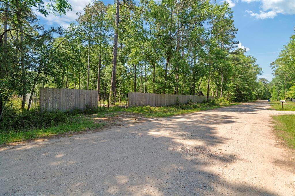 65 Ash Place, New Caney, Texas image 12