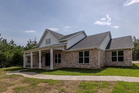 12744 Oak Barrel Road Willis TX 77378