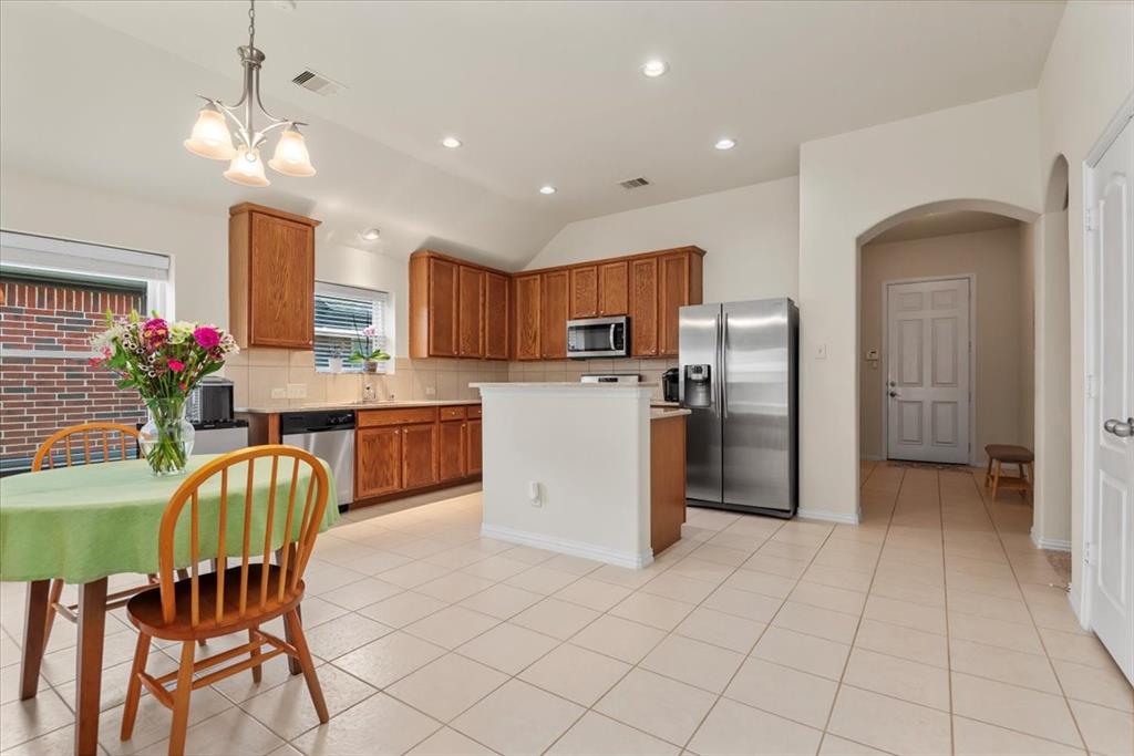 21336 Kings Guild Lane, Kingwood, Texas image 14