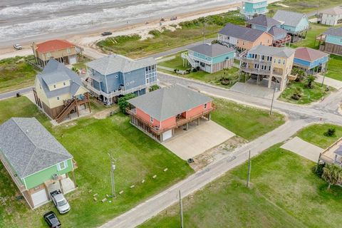 A home in Crystal Beach