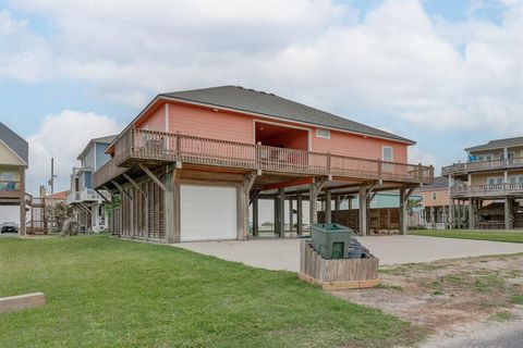 A home in Crystal Beach