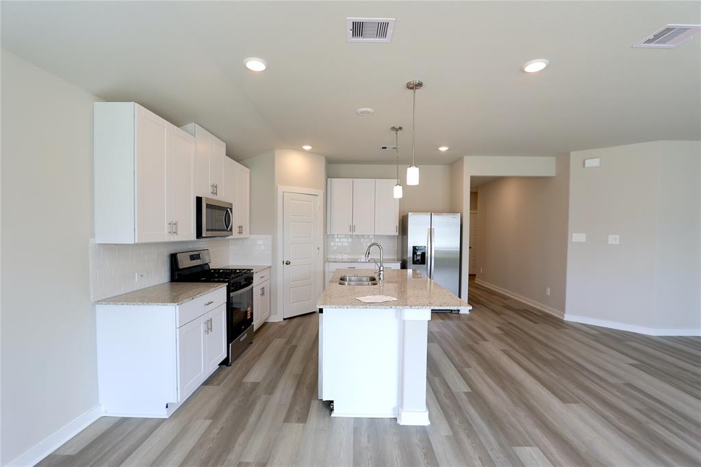 1476 Waggoner Ranch Trail
