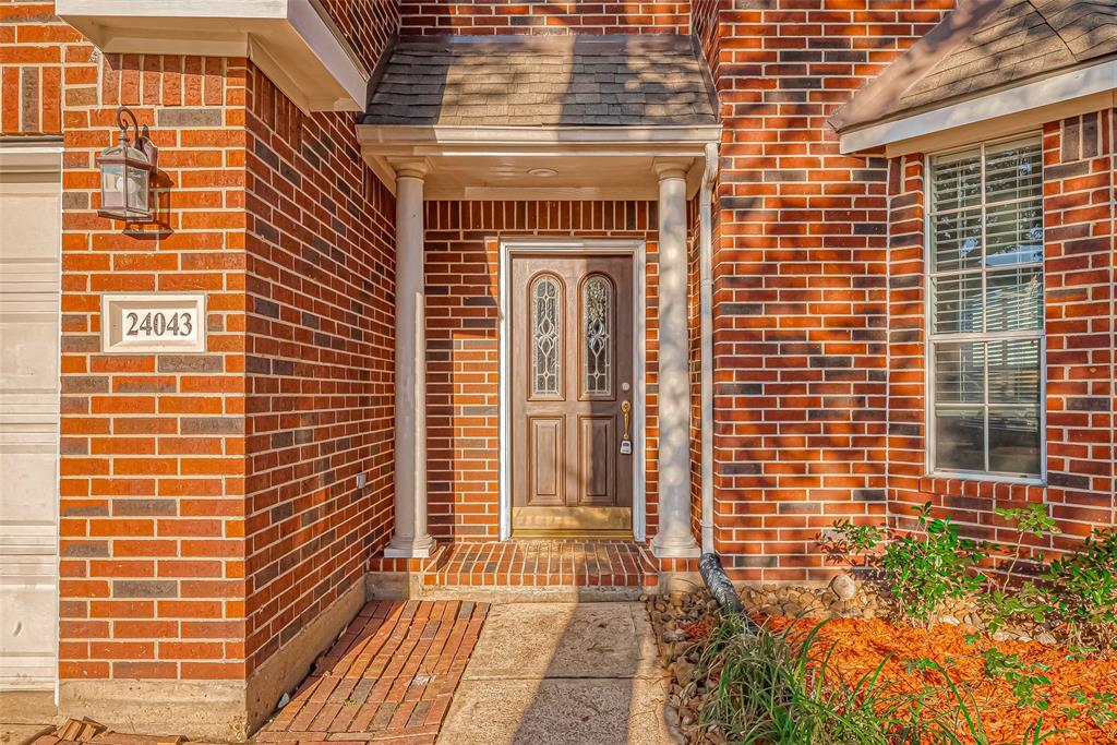 24043 River Place Drive, Katy, Texas image 3