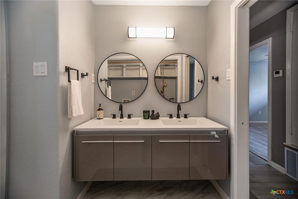 546 Brookhollow Drive, Port Lavaca, Texas image 30