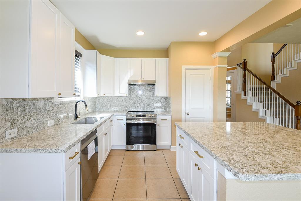 2123 Witham Park Ln Lane, Fresno, Texas image 11