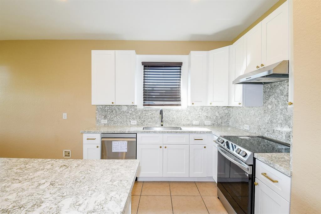 2123 Witham Park Ln Lane, Fresno, Texas image 13