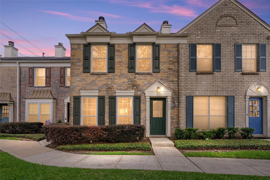 2810 Grants Lake Boulevard #802, Sugar Land, Texas image 1