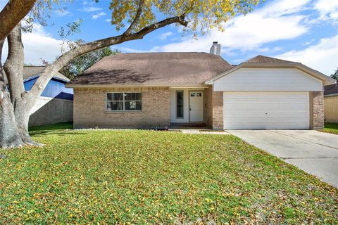 A home in League City