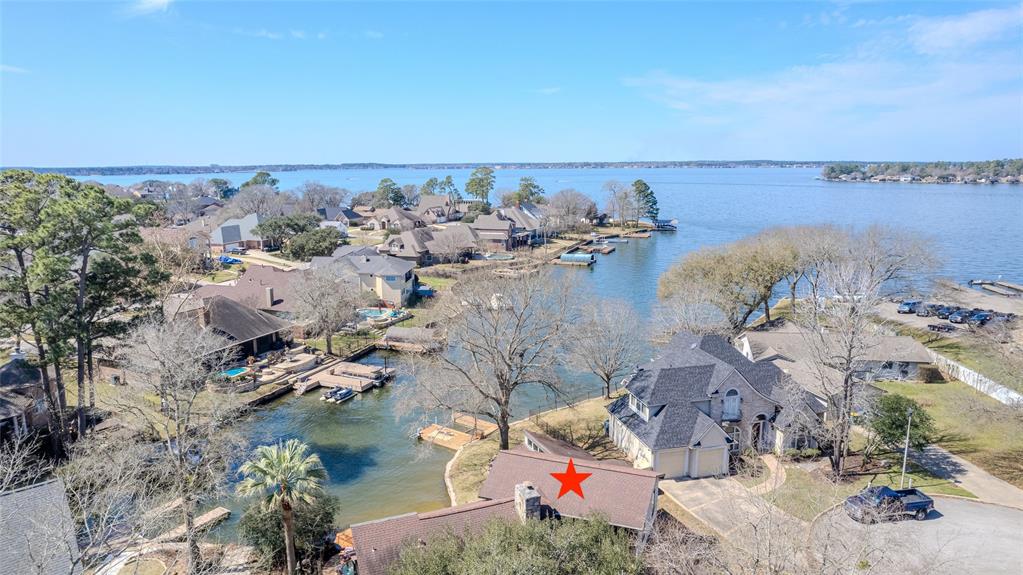 7291 Edgewater Drive, Willis, Texas image 2