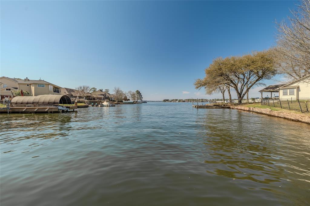 7291 Edgewater Drive, Willis, Texas image 45