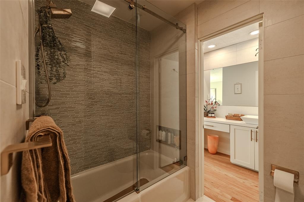 7291 Edgewater Drive, Willis, Texas image 38