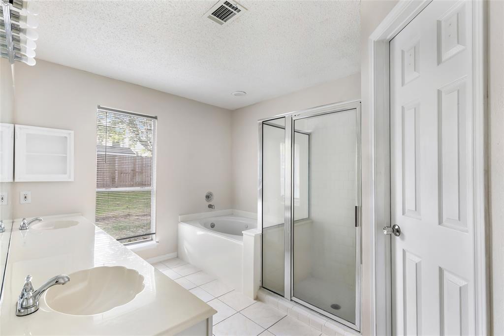 7207 Misty Morning Drive, Humble, Texas image 28