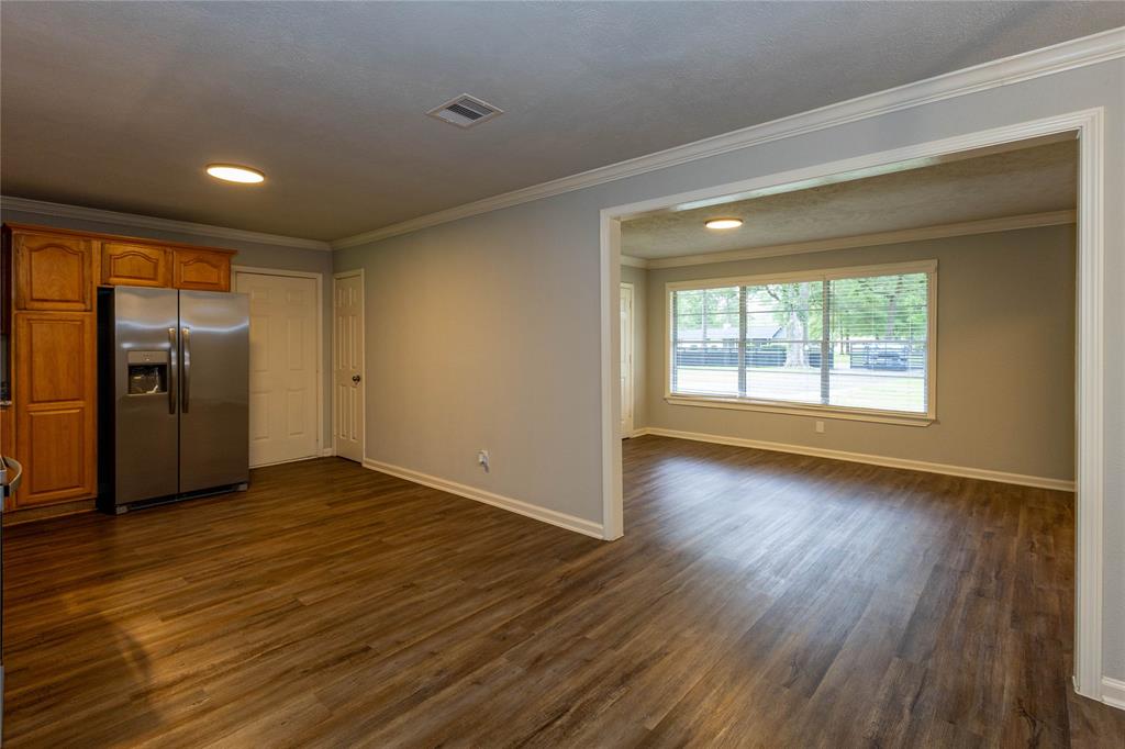 5115 Rose Lane, Beaumont, Texas image 11