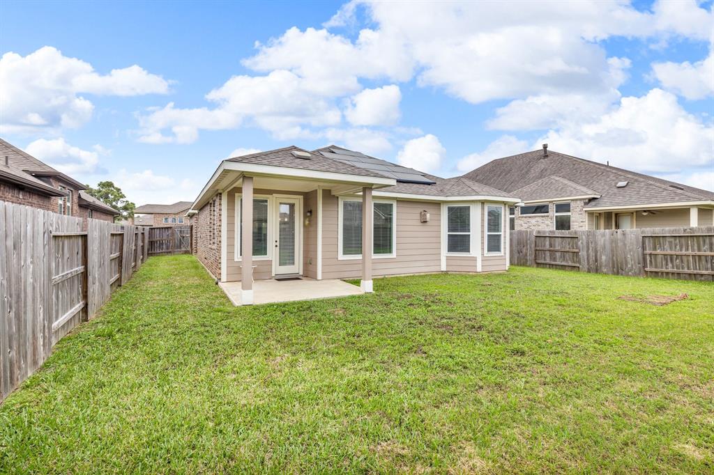 2018 Glenwick Manor Lane, Pearland, Texas image 24