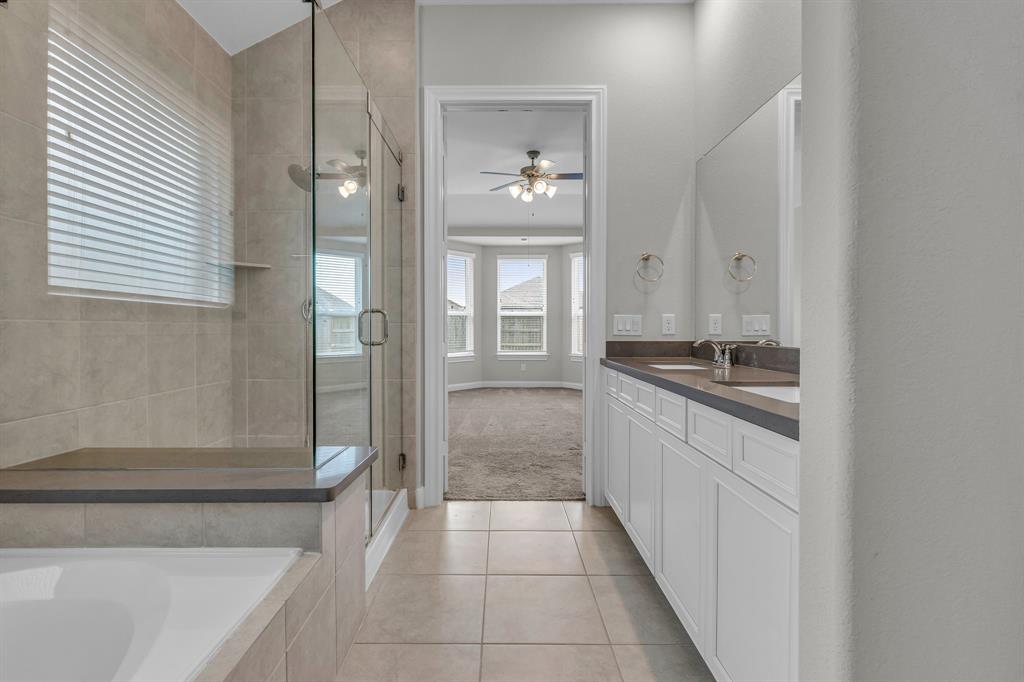 2018 Glenwick Manor Lane, Pearland, Texas image 21