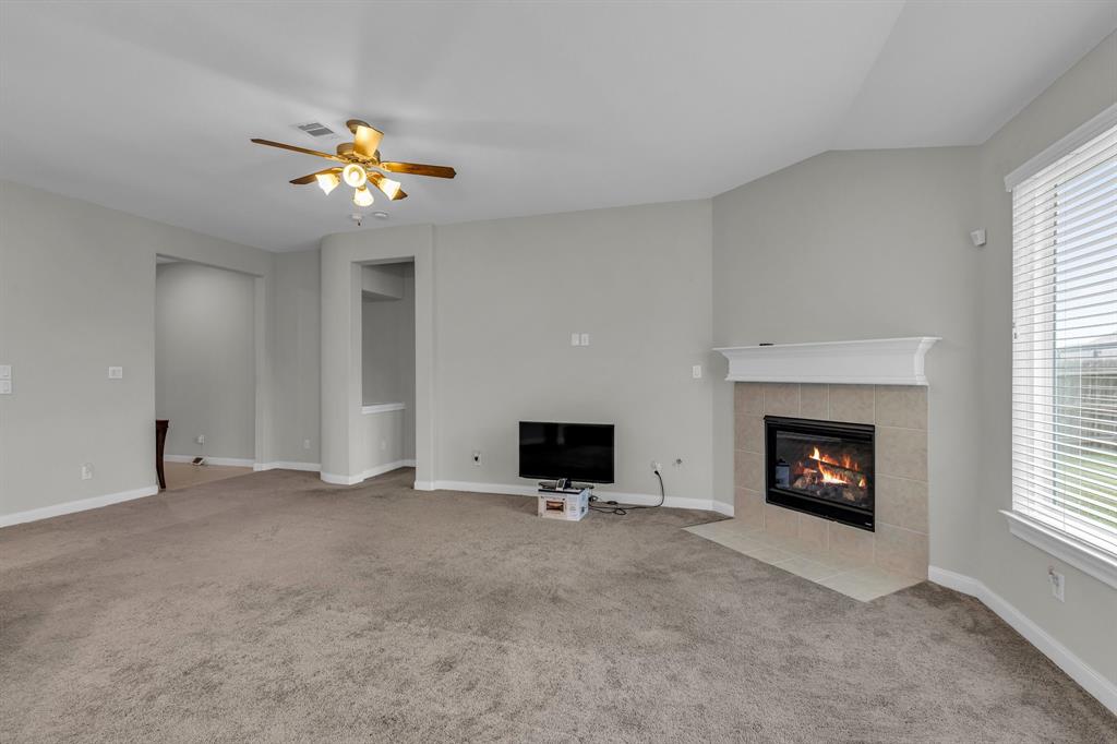 2018 Glenwick Manor Lane, Pearland, Texas image 8