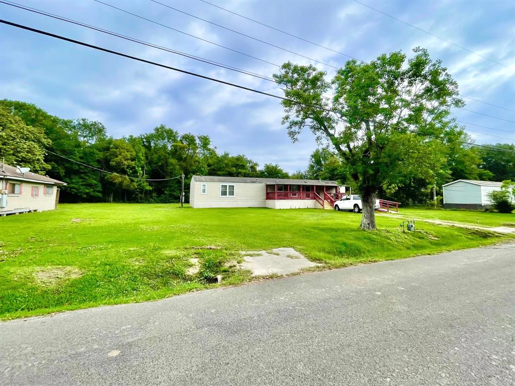 2216 Smith Street, Orange, Texas image 3
