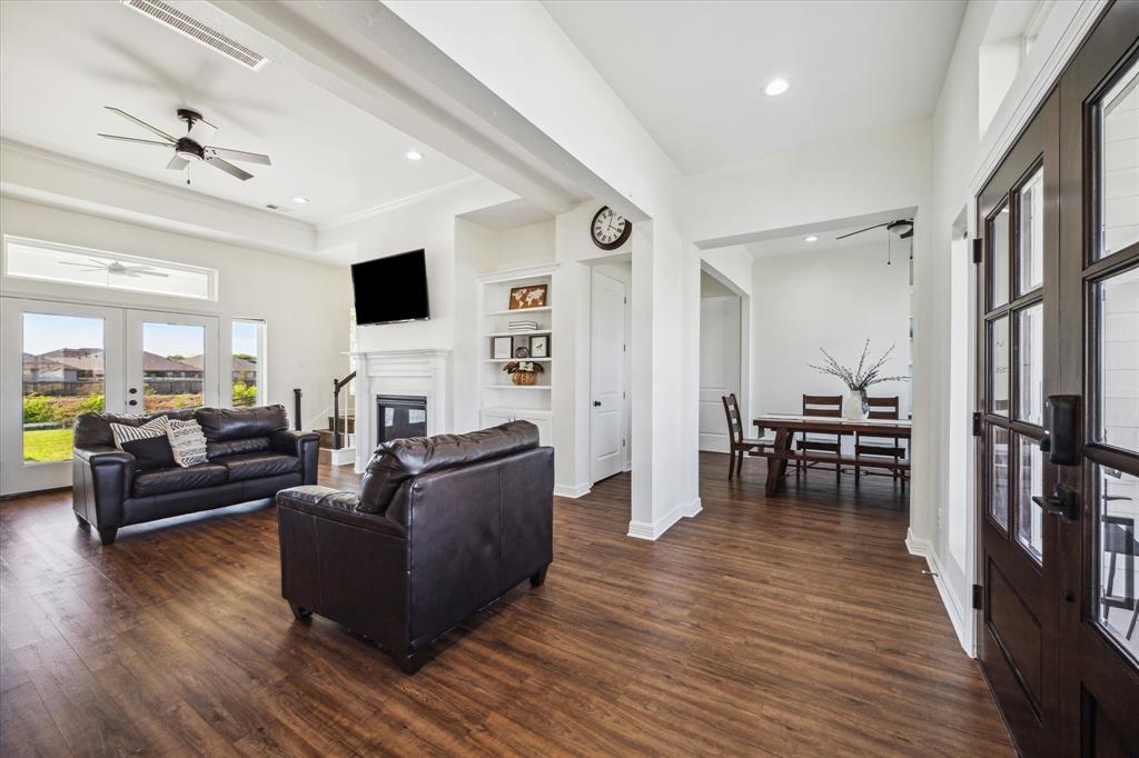 4112 Leslies Way