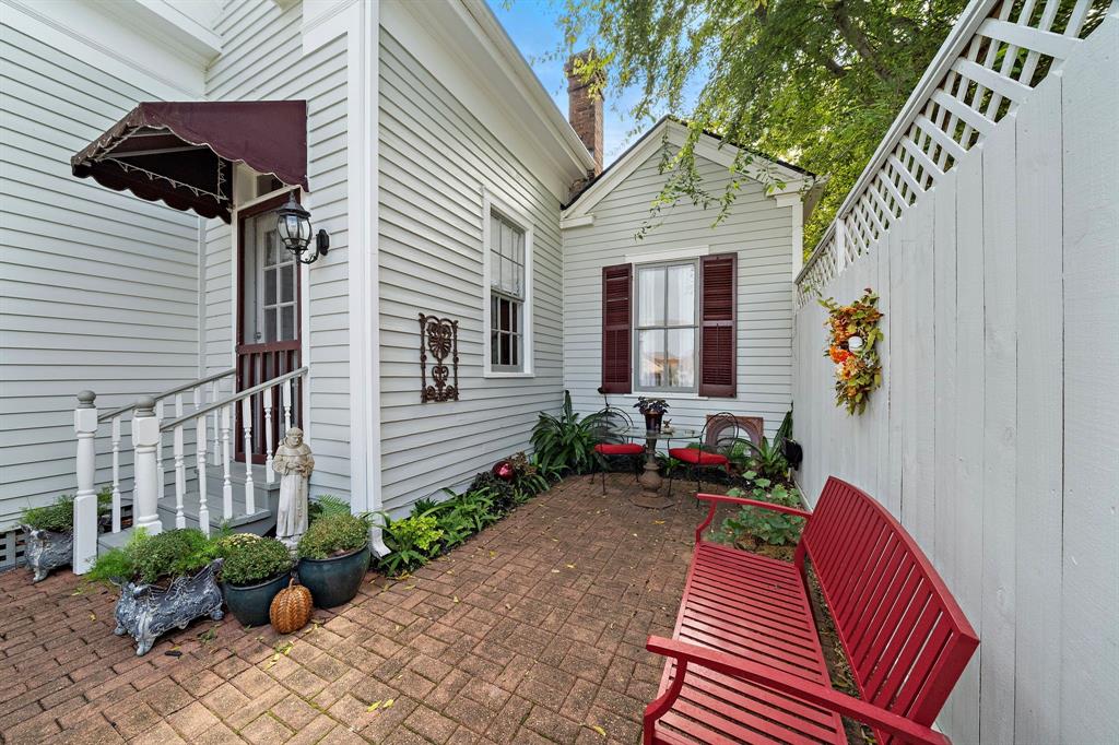 1217 Church Street, Galveston, Texas image 36