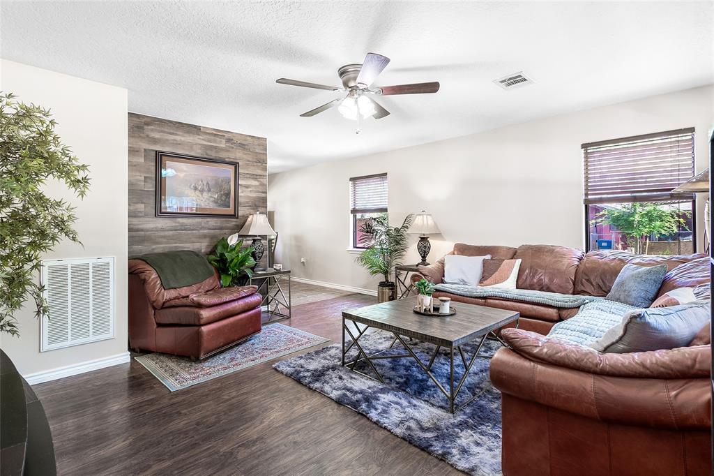 109 Teena Ln Ln, Livingston, Texas image 11