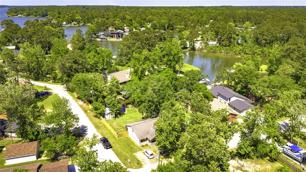 109 Teena Ln Ln, Livingston, Texas image 3